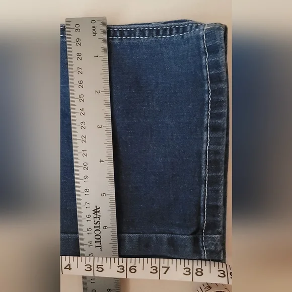 Rue 21 denim jeans Mid rise skinny freedom flex 2 button faded - Picture 7 of 13